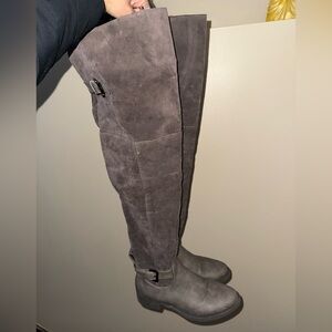 Stylish Gray Women's Boots